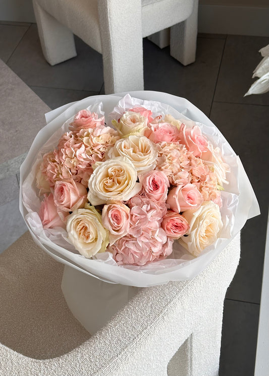 Mixed Bouquet “Blush Silk”