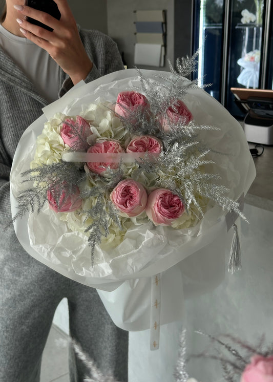 Mixed Arrangement “Ice Rose”