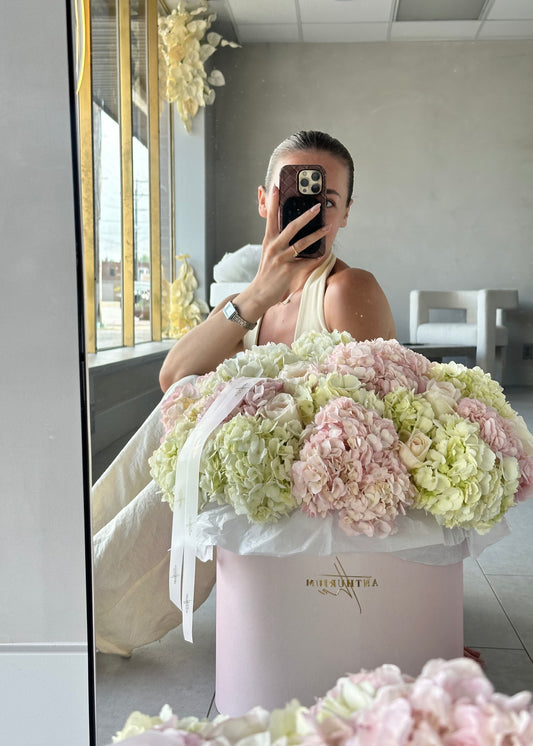Boxed Arrangement “Cloud 9”