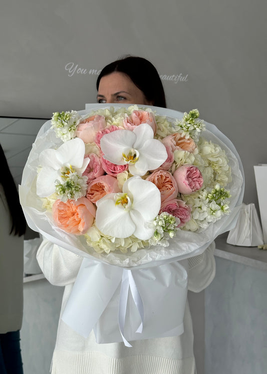 Mixed Arrangement “Sweet Whispers”